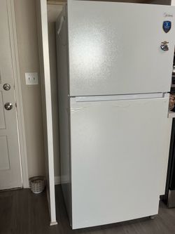 Refrigerator 18cuFt for sale