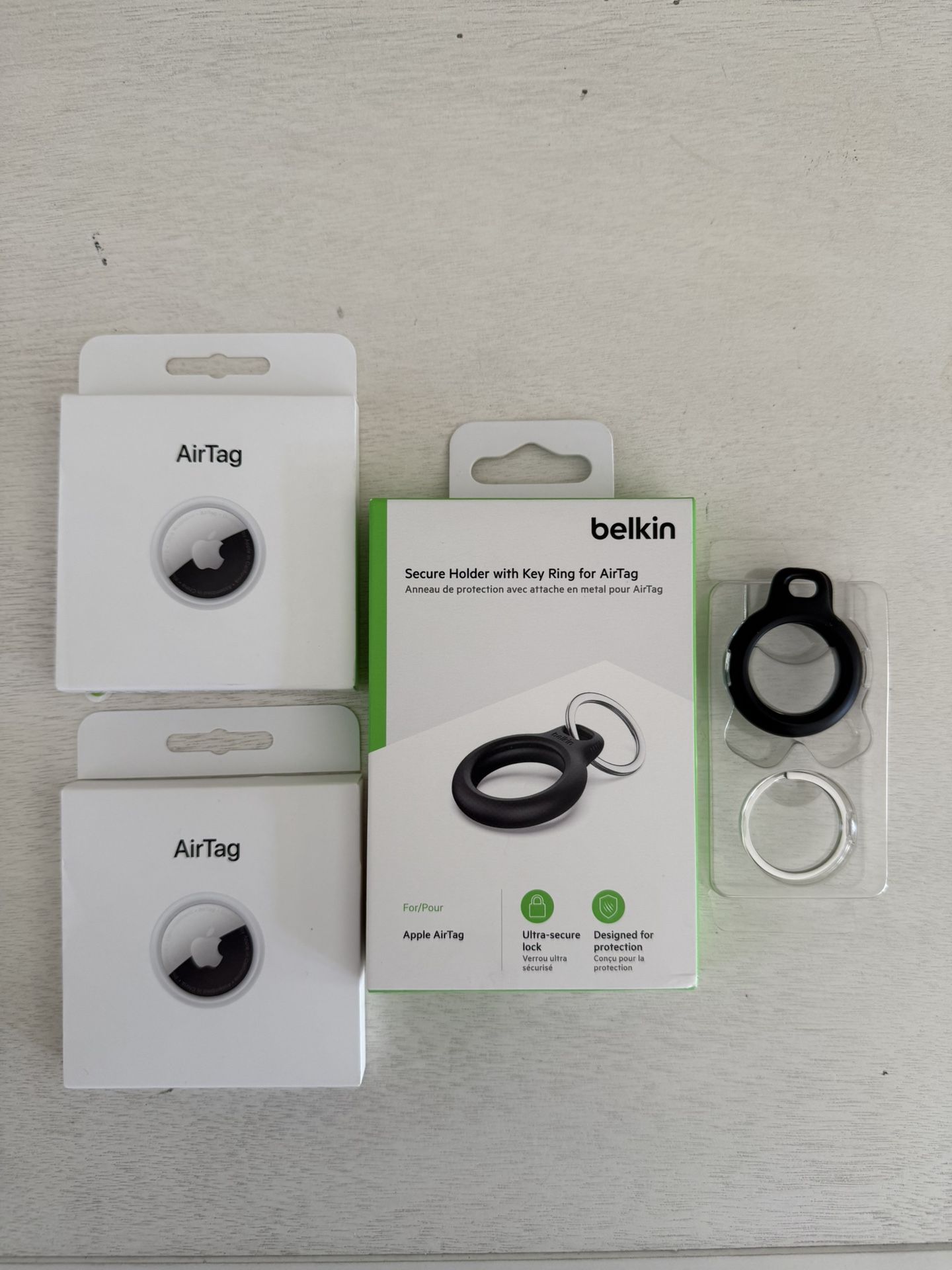 Set of 2 Apple AirTags and 2 Belkin Key Ring Holders