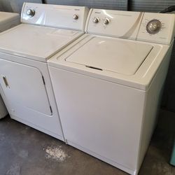 Admiral Top Load Washer With Agitator And Gas Dryer Set 
