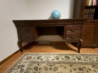 Office table