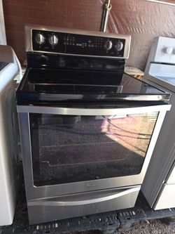 Whirlpool Glass Top Stove Stainless Steel Everything Works Good ✅️