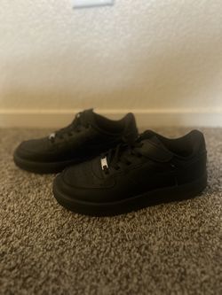 Boys Black Nike Air Force’s 3y Brand New