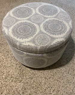 Storage ottoman