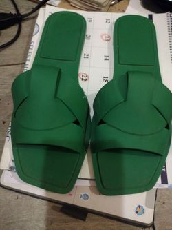 Green zara sandals size 41 $40
