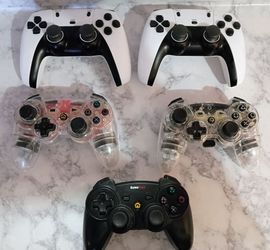 Wireless Video Game Controllers Bundle