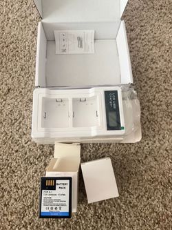 LCD USB Dual Battery Charger with Li-ion Battery Pack