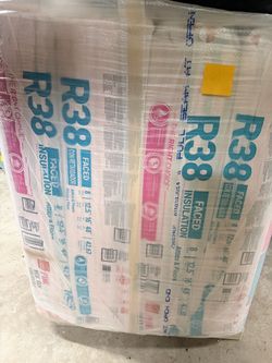 Bundle of insulation R38 faced