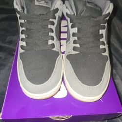 sb dunk dark smoke grey 9.5