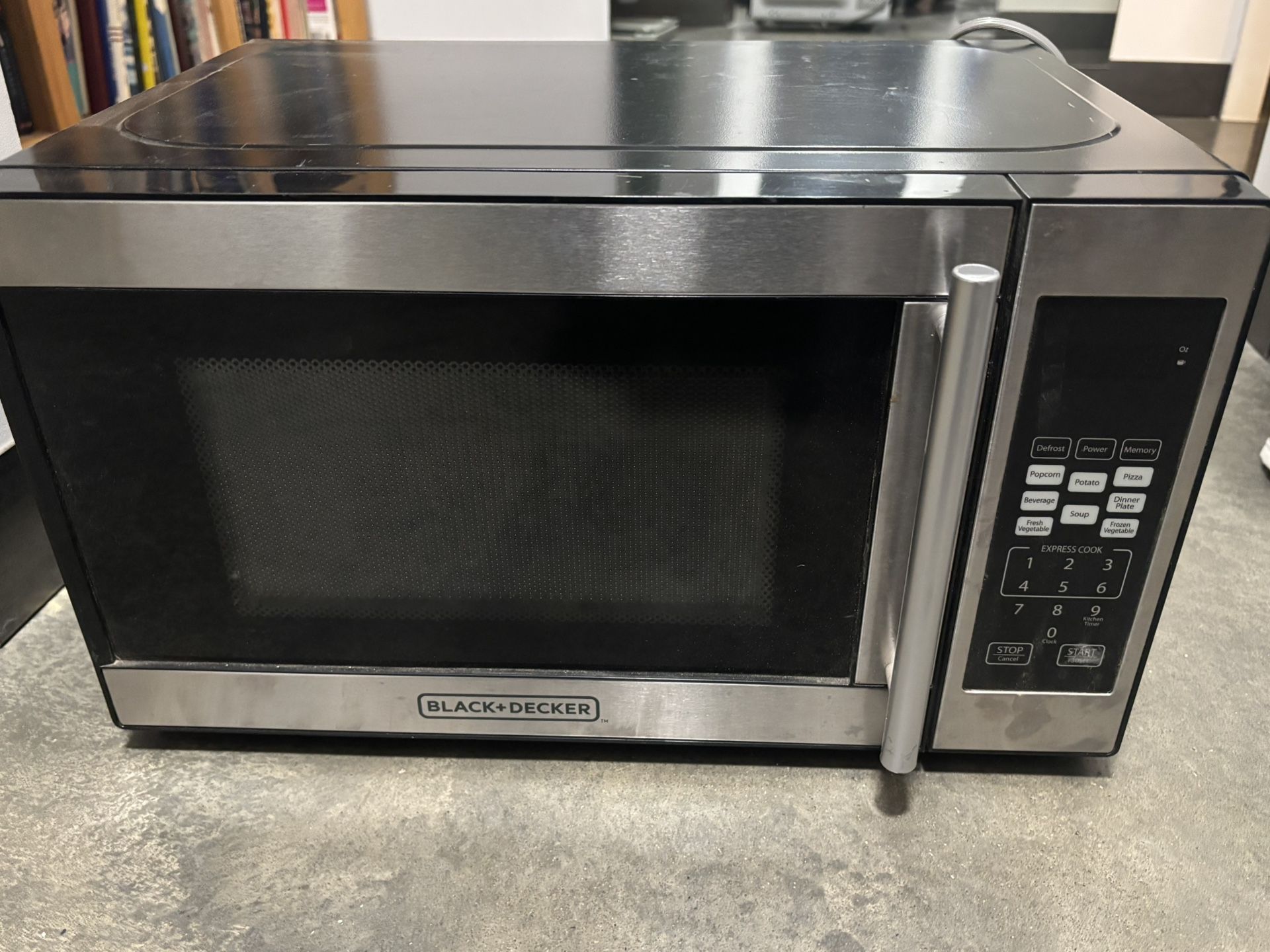 Black and Decker Microwave 