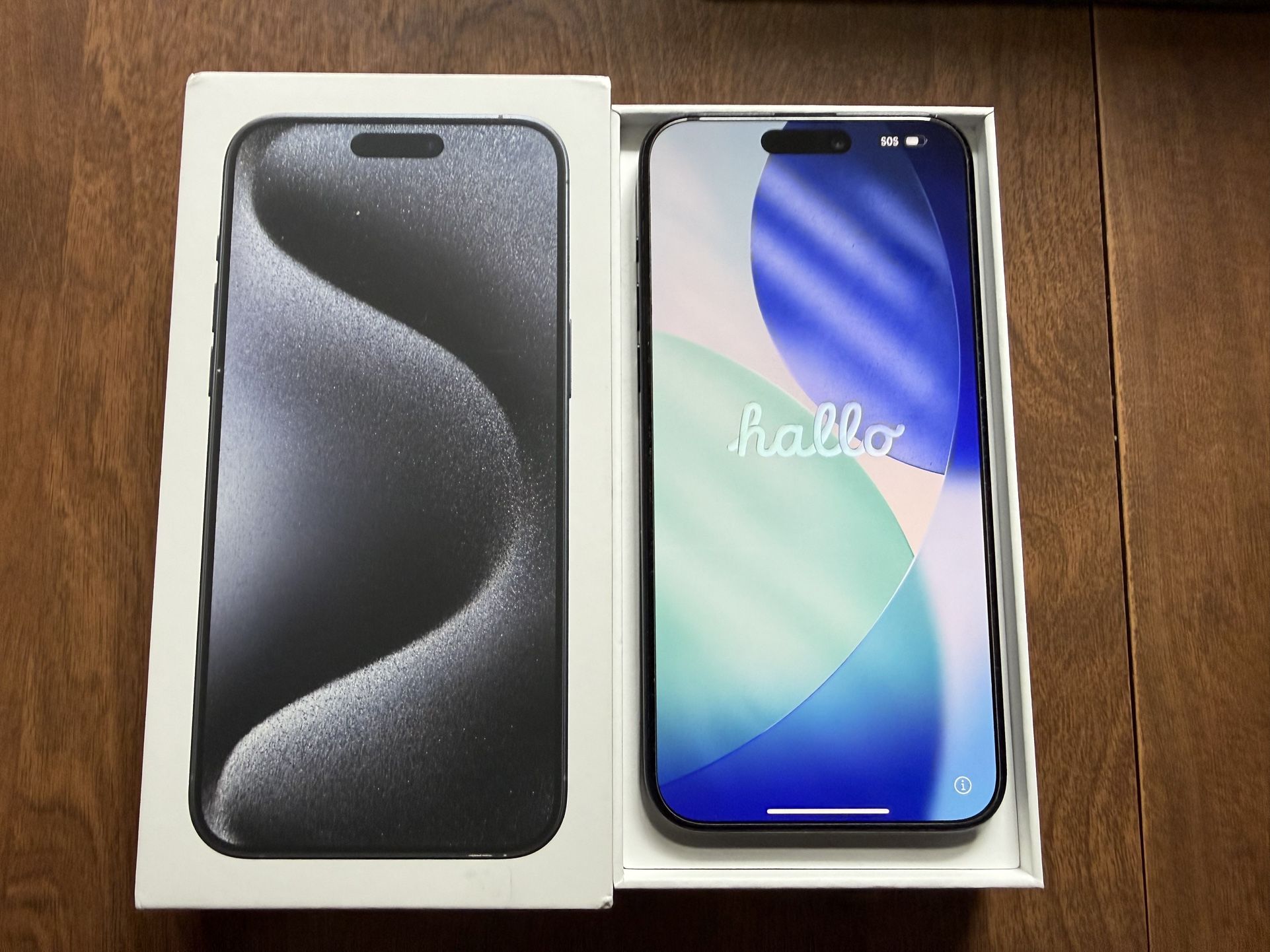 iPhone 15 Pro Max – 256GB – Unlocked – Excellent – 83% Battery – Box & Cable