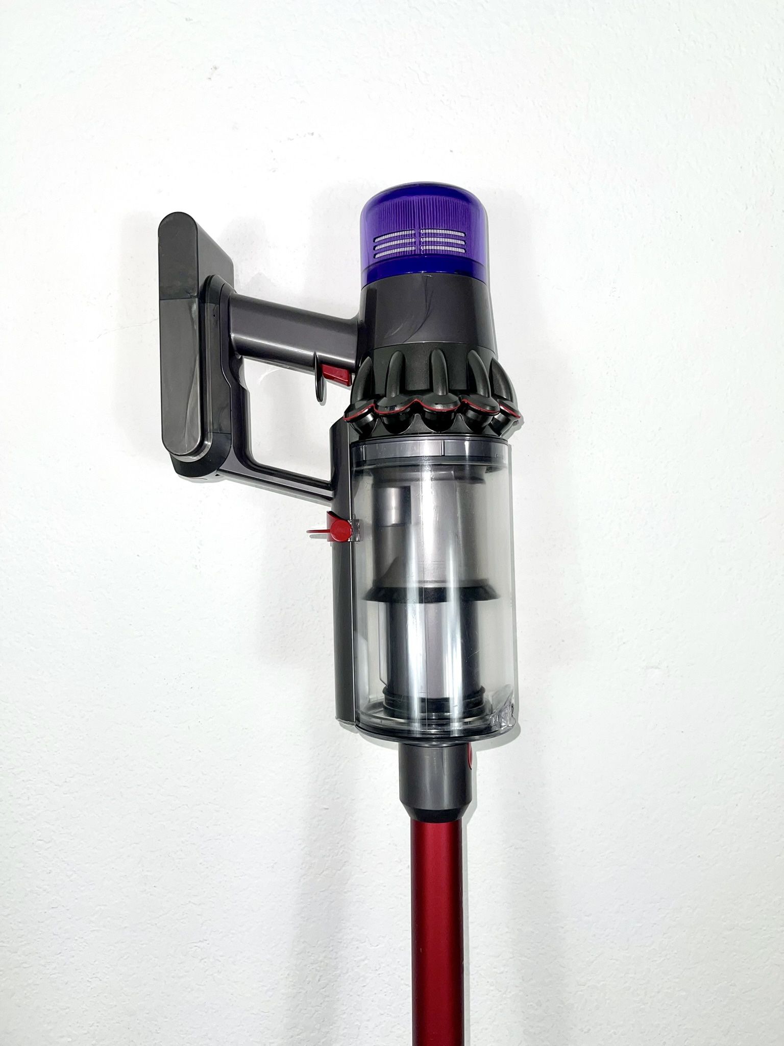 Dyson V11 Animal + Cordless Vacuum Cleaner w/ Accessories FULLY REFURBISHED 30 Day Battery