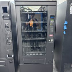 Snack Vending Machine 