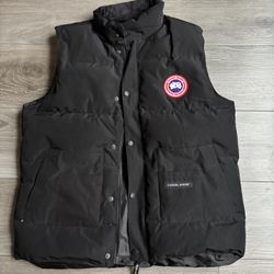 Canada Goose Vest
