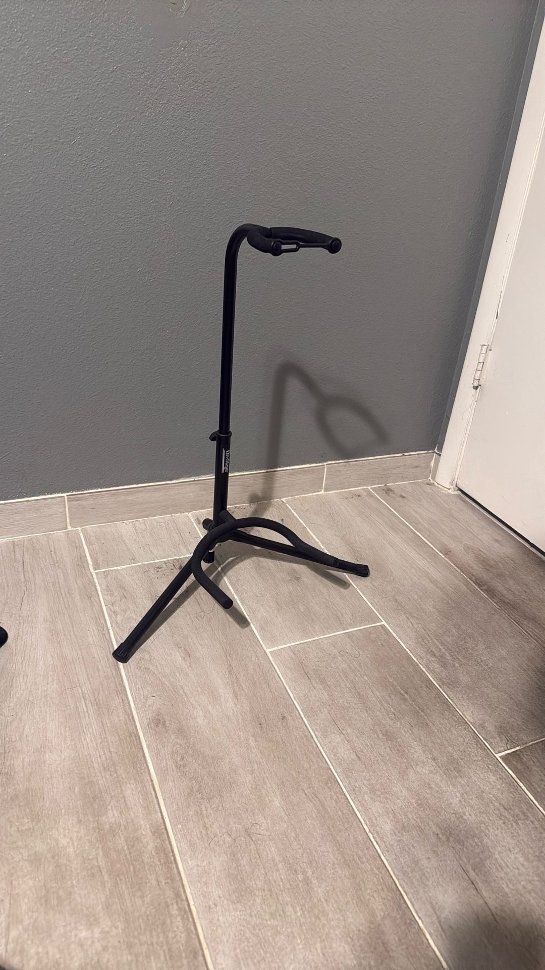 Bass/Guitar Stand