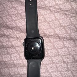 Apple Watch Series 5, 44 Mm 