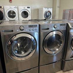 LG Frontload washer and dryer set electric XL Capacity with pedestals