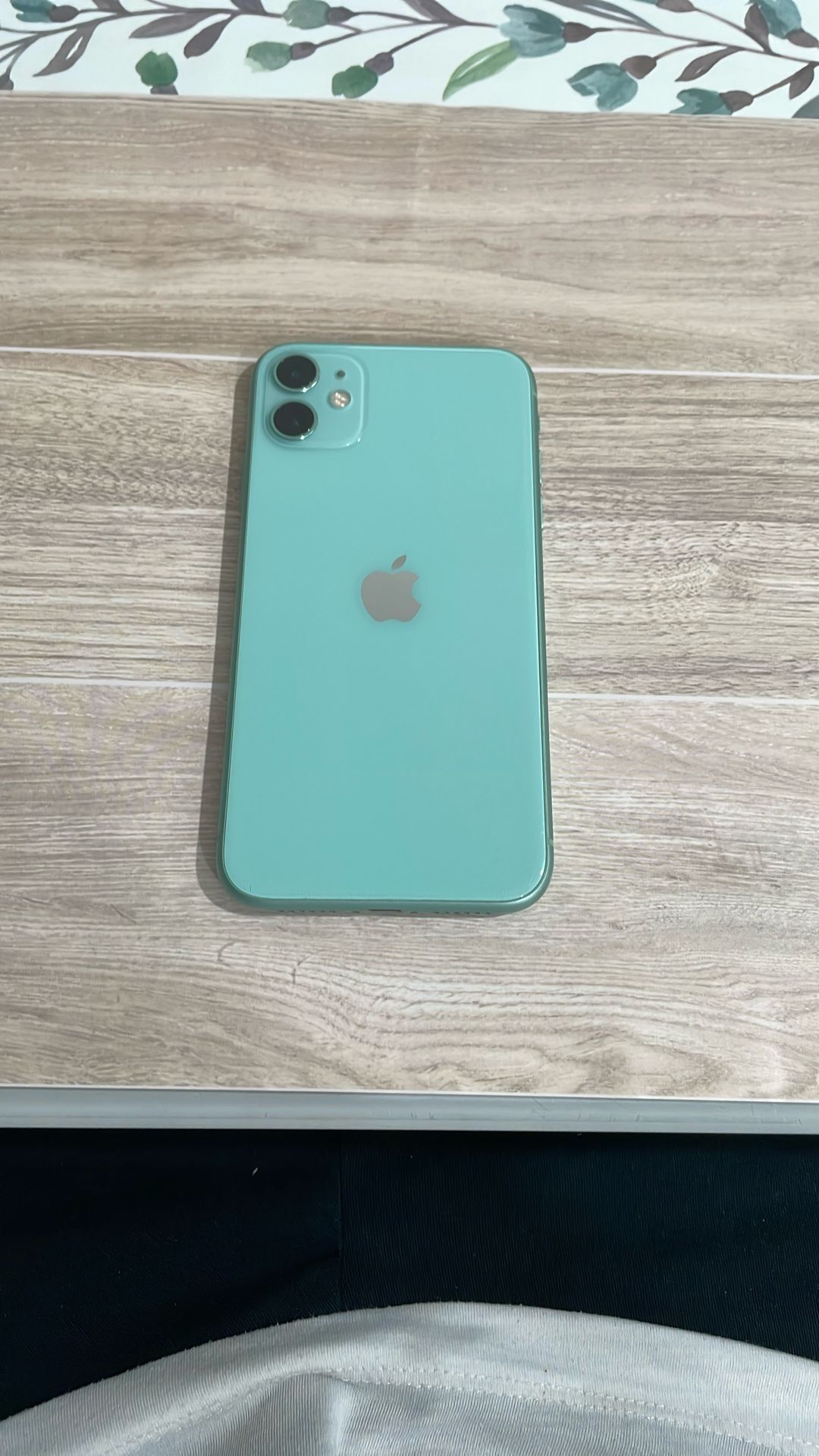 iPhone 11