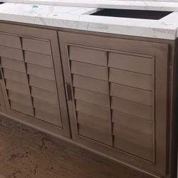 HUGE SALE🔥 Bathroom Vanities Different Styles All Sizes Available Starting From $99 And Up!