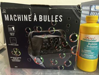Bubble Machine With Bubbles