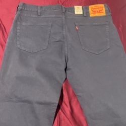 Mens Levi’s Jeans. Size 40