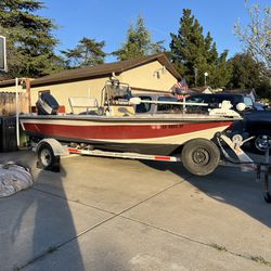 Malibu Center Console 17ft Fishing Boat