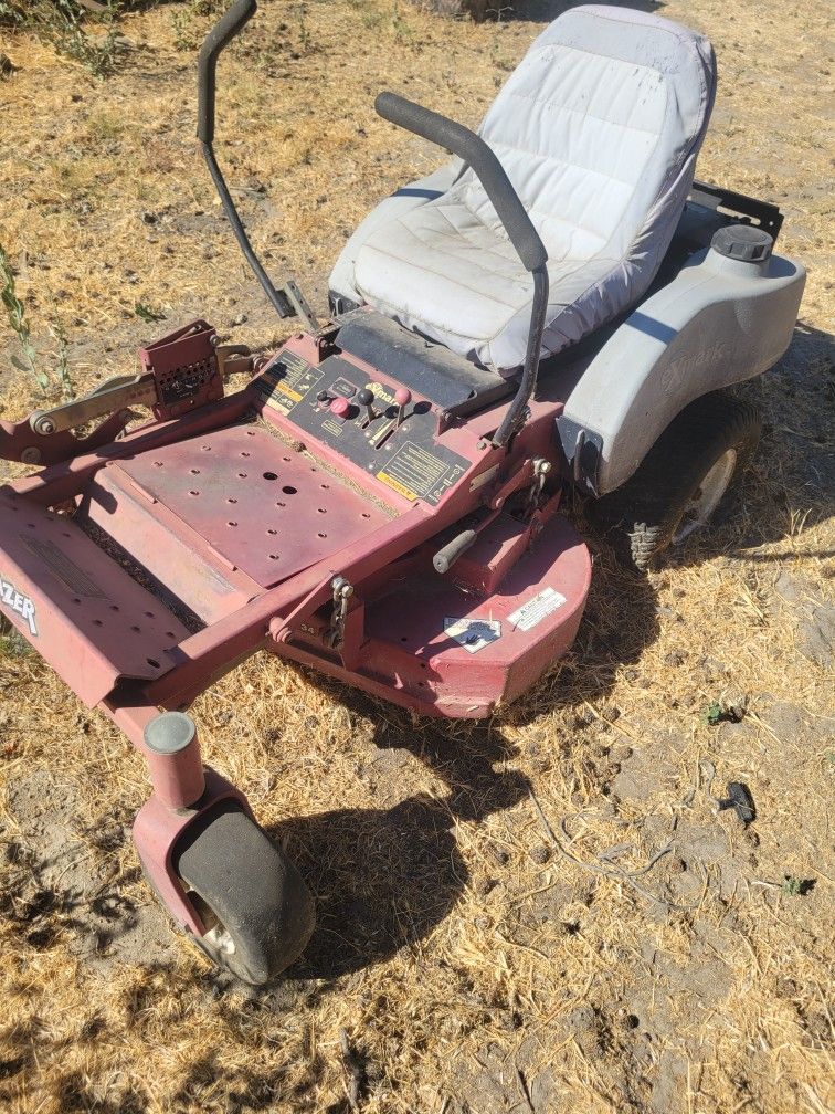 Exmark Phazer 34 Commercial Zero Turn Mower