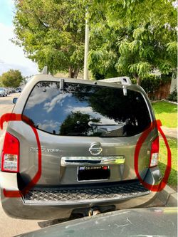 2005-2012 Genuine Nissan Pathfinder pair of taillights