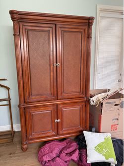 Tv armoire