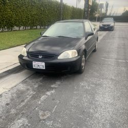 2000 civic clean tittle  w/ smog current tag