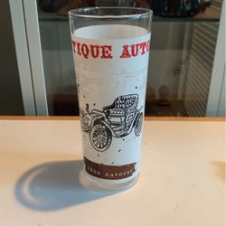 Anchor Hocking ANTIQUE AUTOS GLASS 1906 Autocar