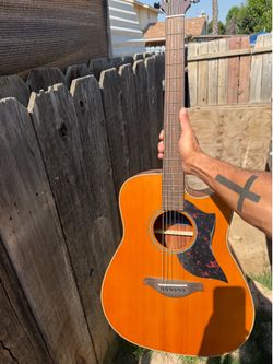 Yamaha electro acústica