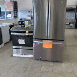 New Refrigerator 36” - Finance available- Brand GE