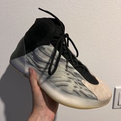 Adidas Yeezy Quantum YZY QNTM 9.5
