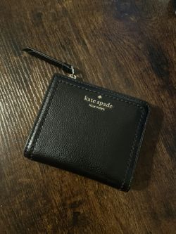 Kate Spade Gold Leather Wallet 
