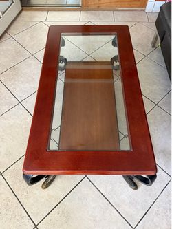 Glass livingroom table