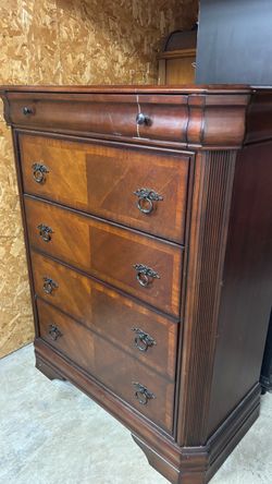 Wood Dresser