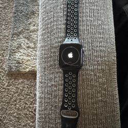 Nike Series 6 Apple Watch