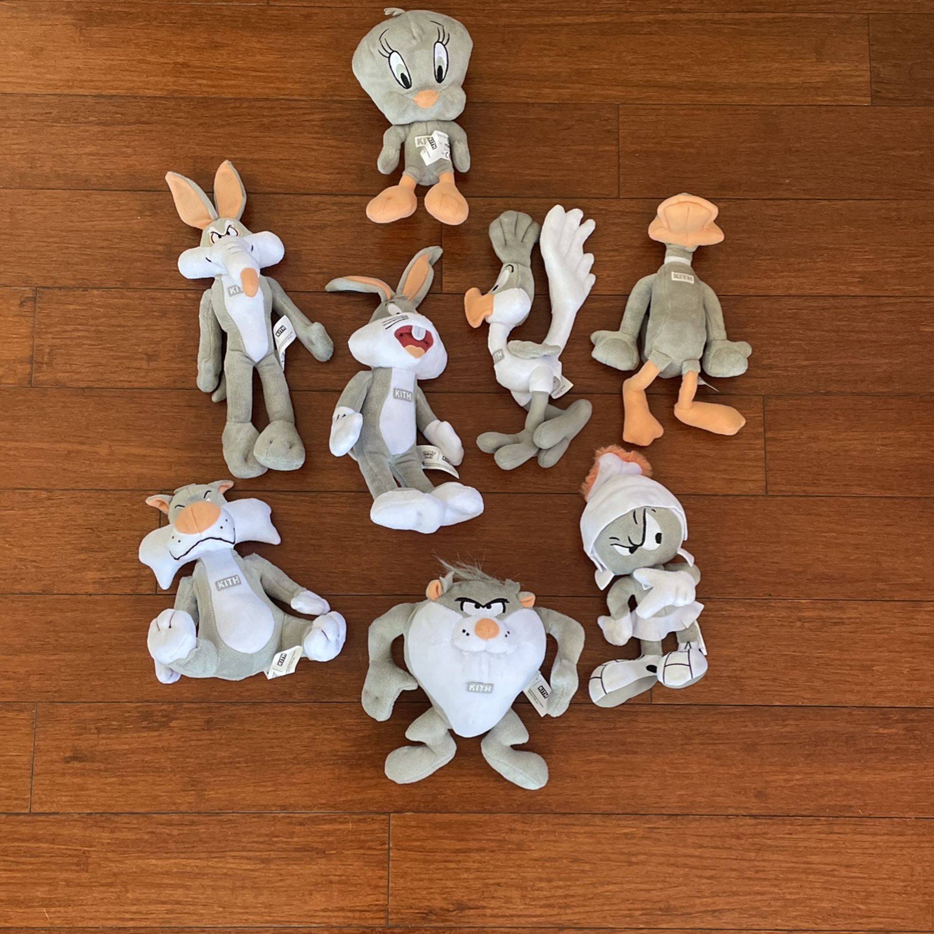 Kith Looney Tunes 8 Pack Plush Set for Sale in Huntington Park, CA - OfferUp Kith Looney Tunes 8 Pack Plush Set for Sale in Huntington Park, CA - OfferUp