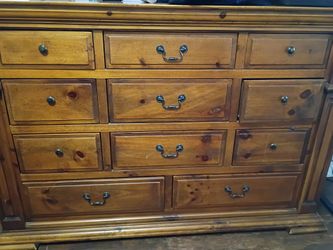 Bedroom set