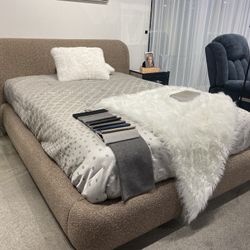 Queen Bed Frames Onsale $50 Down Ask For Details 