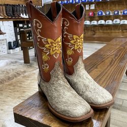 women’s western boots