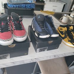 Kids Jordan Sneakers 