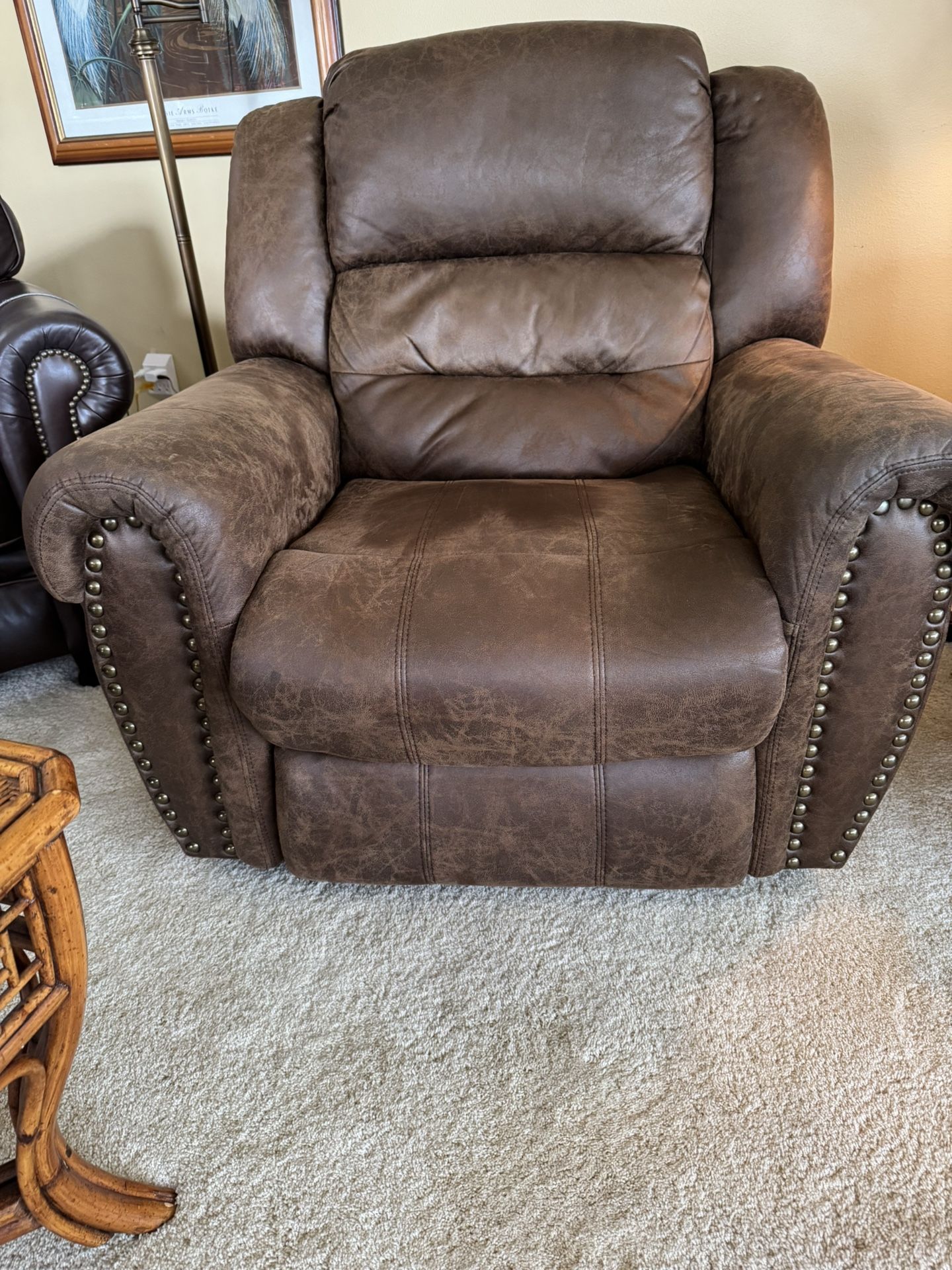 2 Matching Recliners