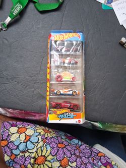 NETFLIX HOTWHEELS LETS RACE EDITION
