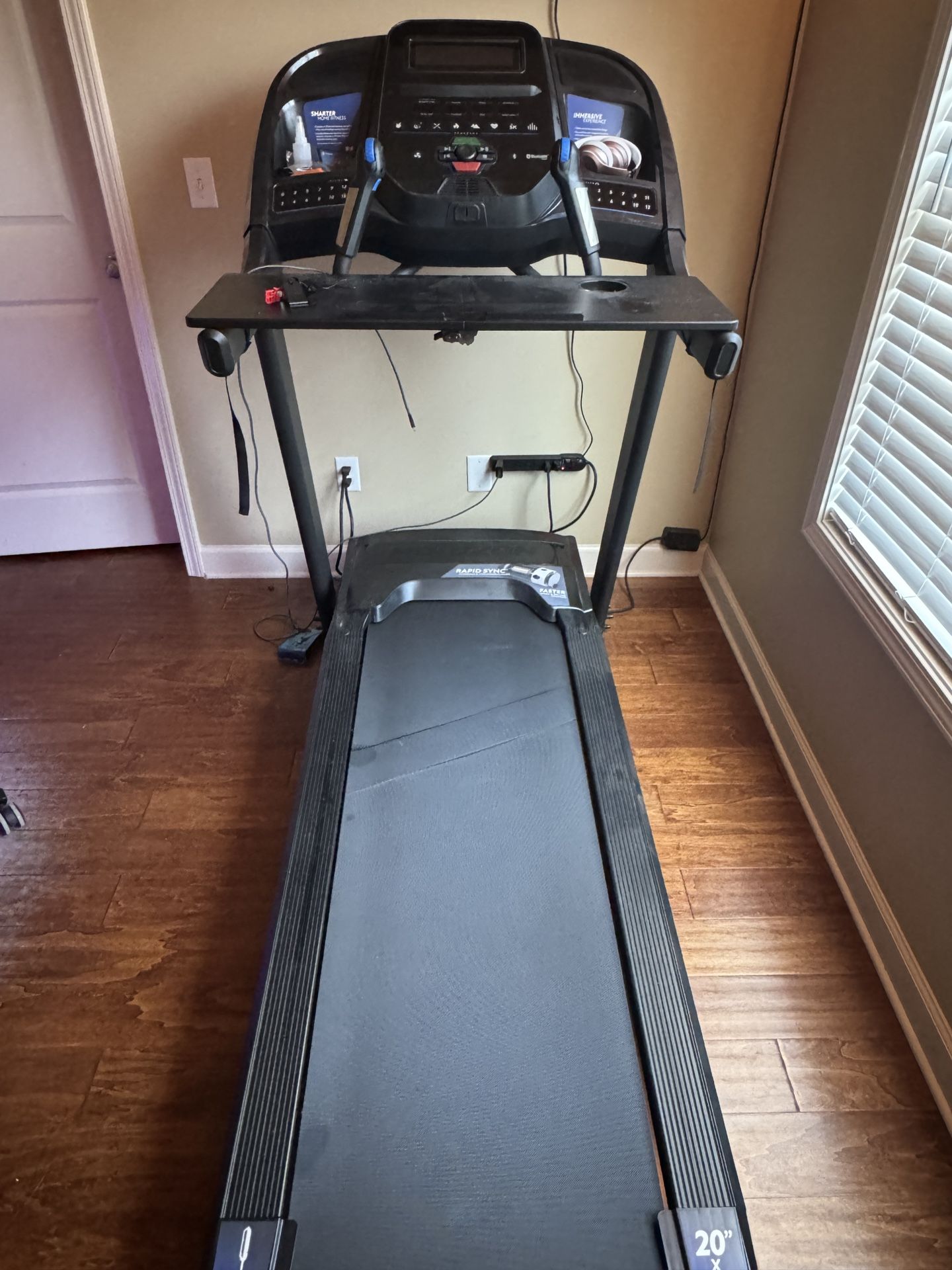 Horizon Fitness Treadmill 7.0 AT