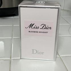 Miss Dior Perfume 