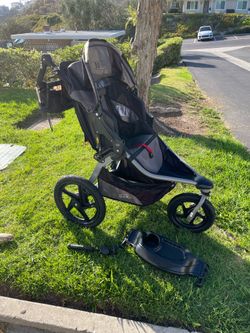 BOB Revolution Single Jogging Stroller