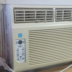 Air Conditioner/ AC