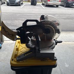 RIGID 12 Inch Miter Saw Used Twice - No Longer Need