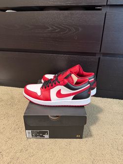 Air Jordan 1 Low Red Black White Size 10